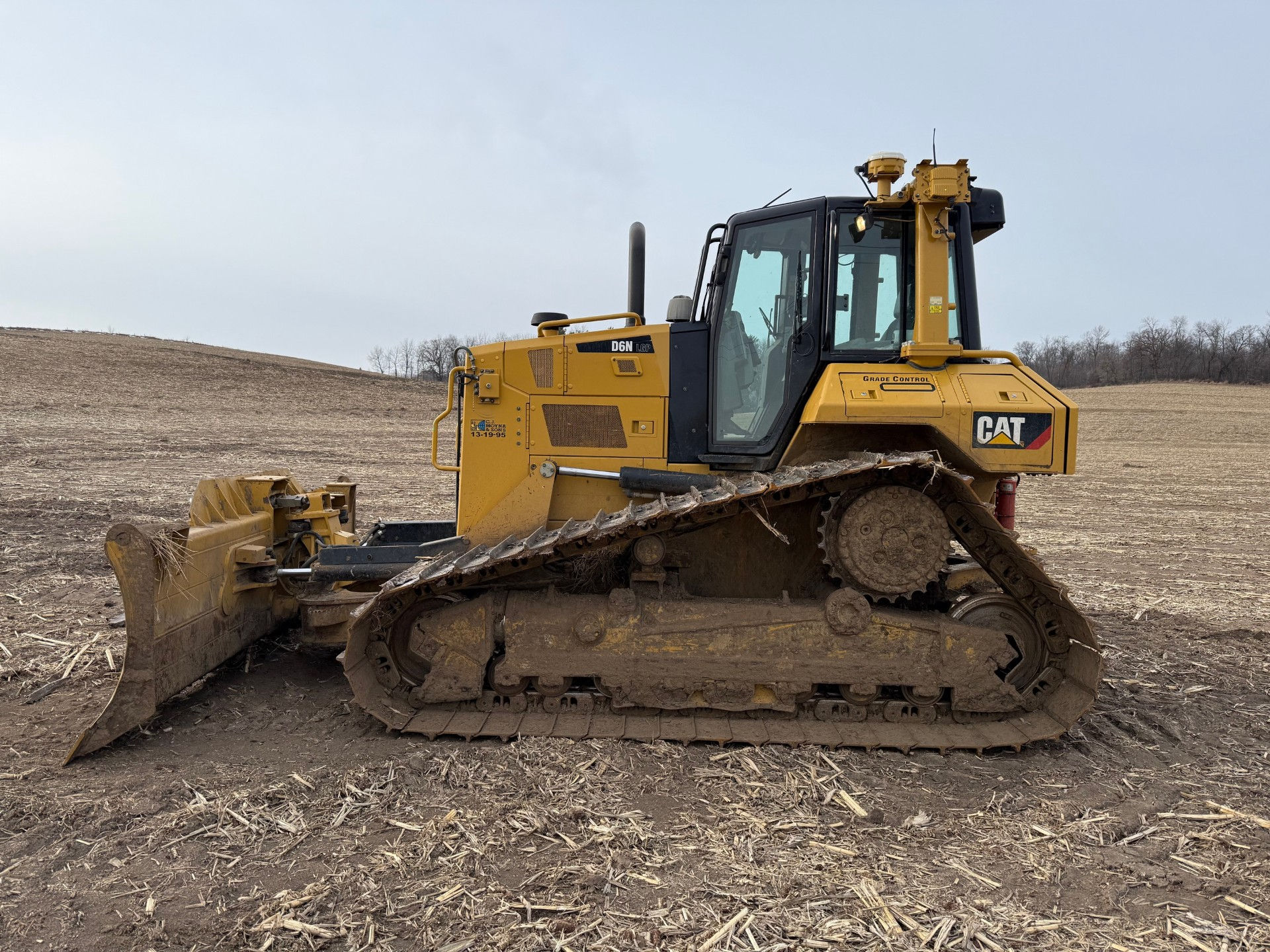 2019 Caterpillar D6N LGP