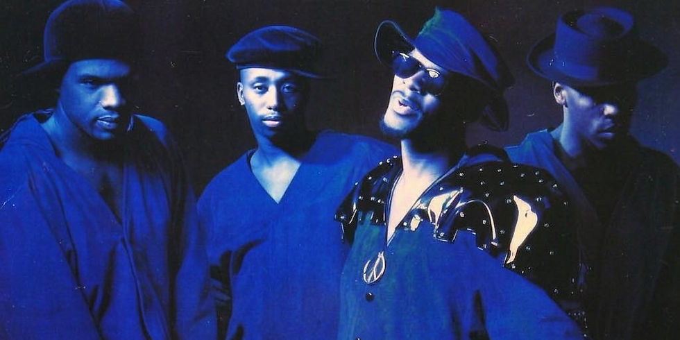 ボーカルやルックスなどが似ている、R. KellyとAaron Hall