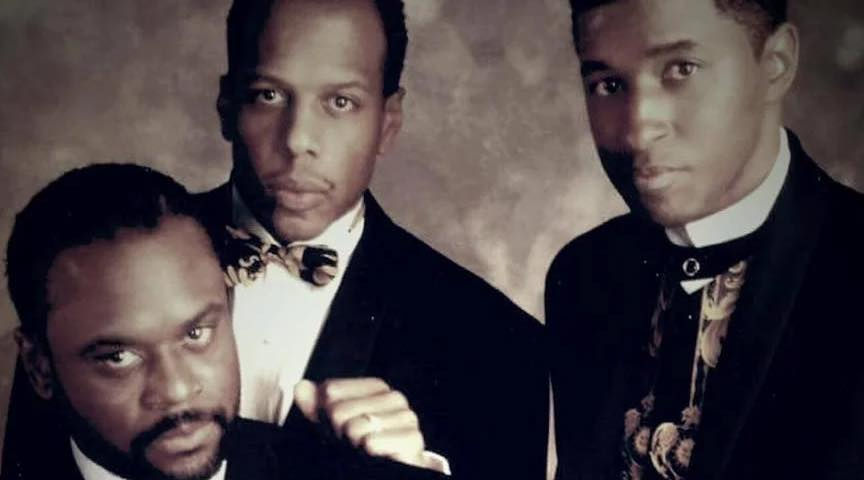 Babyface、L.A. Reid、Daryl Simmonsの原点。彼らは豪華なスタジオではなく、小さなアパートにアーティストたちを招き、自ら書いた楽曲を聴かせていた。