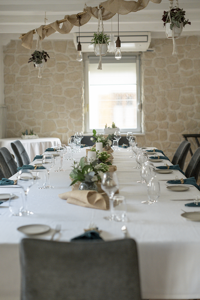 Salle du restaurant Le Tigre à Dalhunden décorée par les mariés