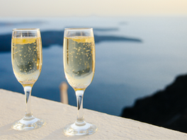 White Wine Draws on its Historic Wisconsin Past