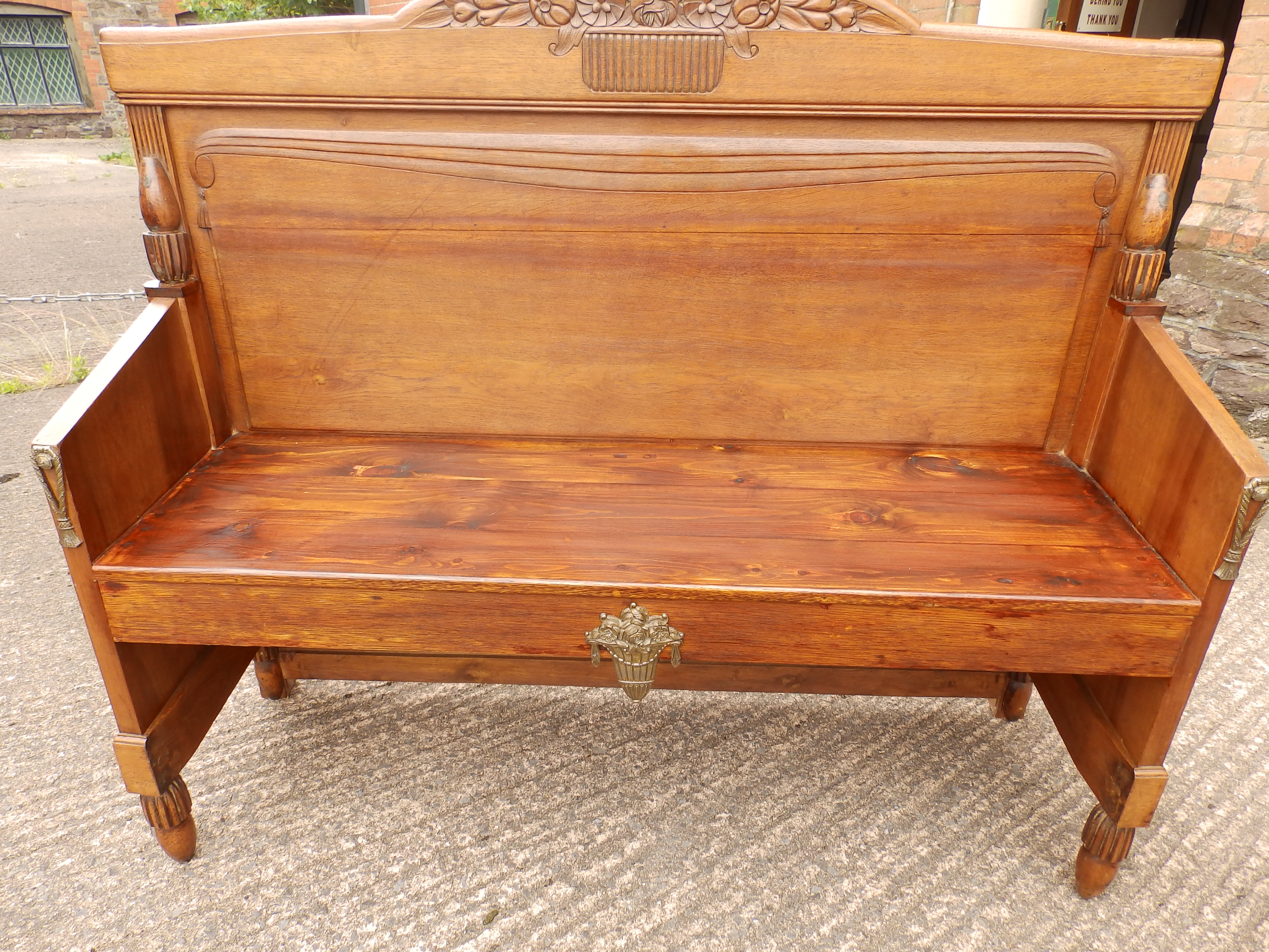 oak settle