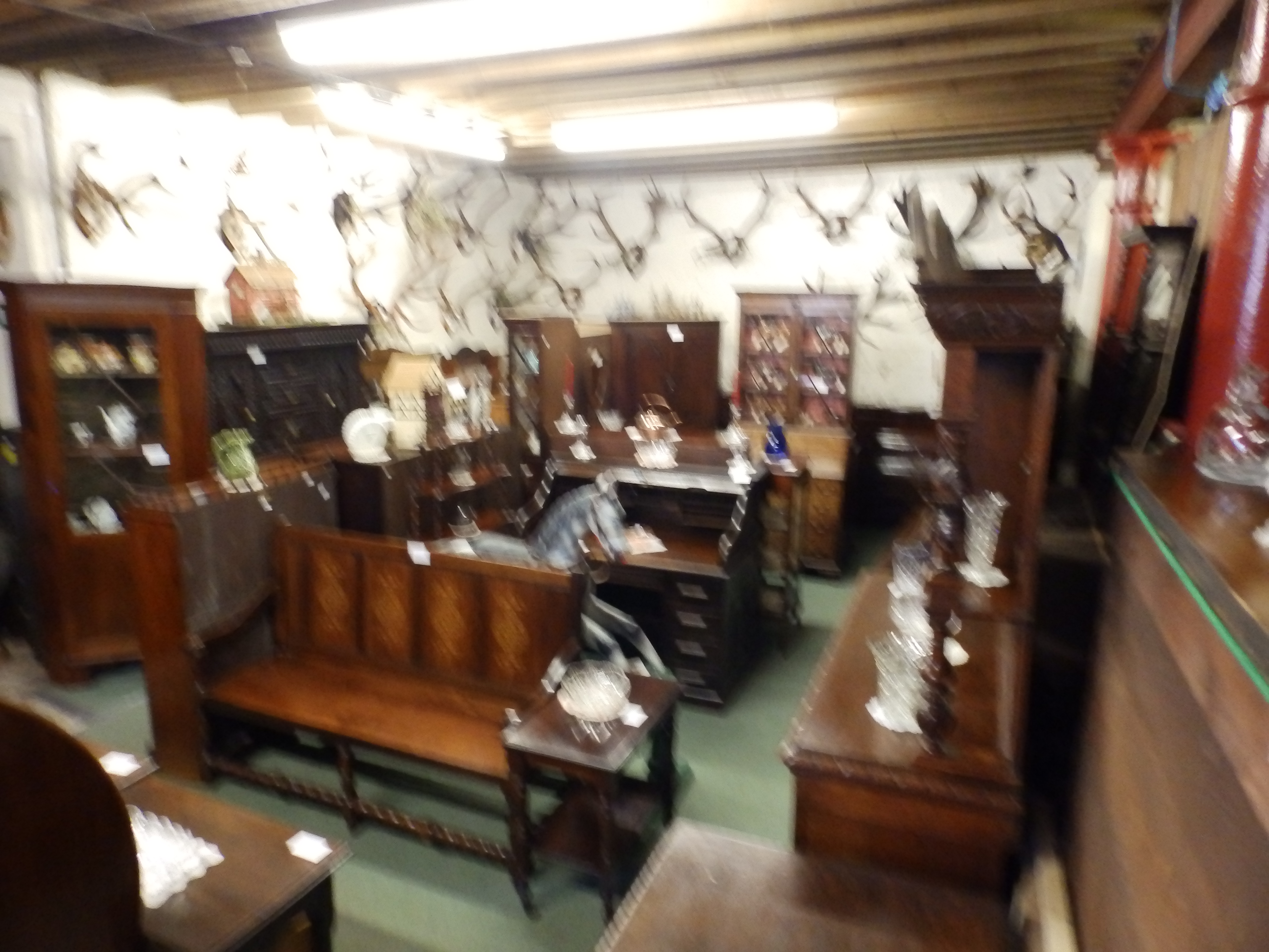 antiquesatyewtreewarehouse.com