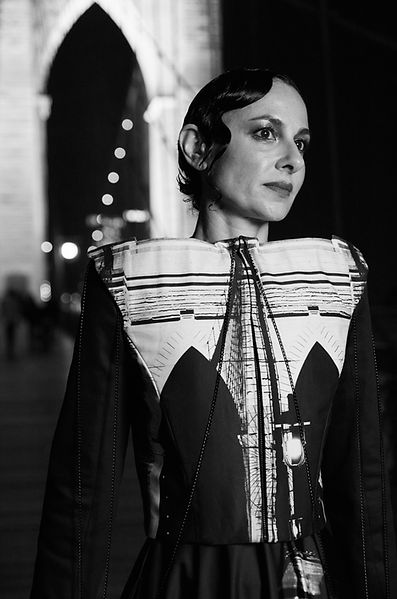 Robe-ling#1_20x30_portrait.jpg