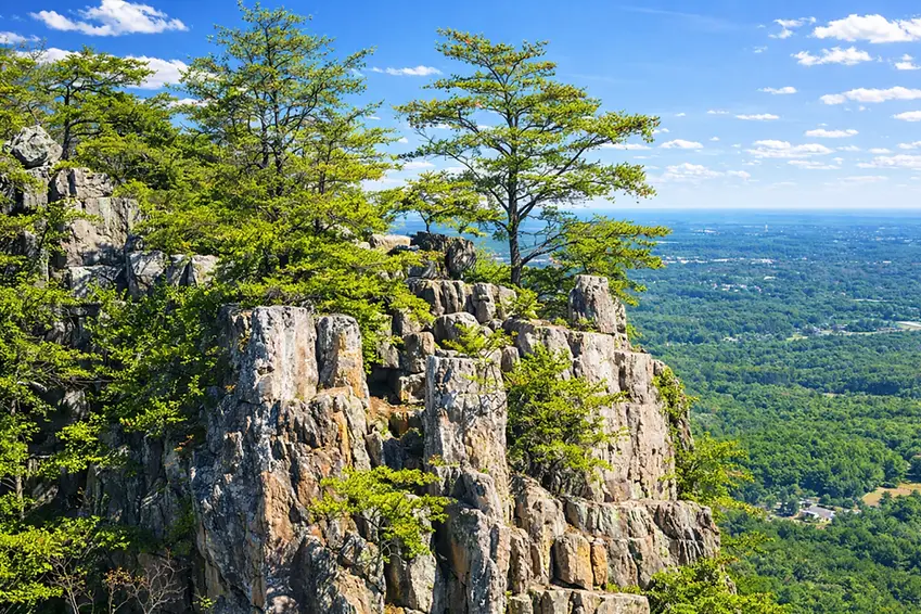 outdoors-trail-1024x683.png.webp