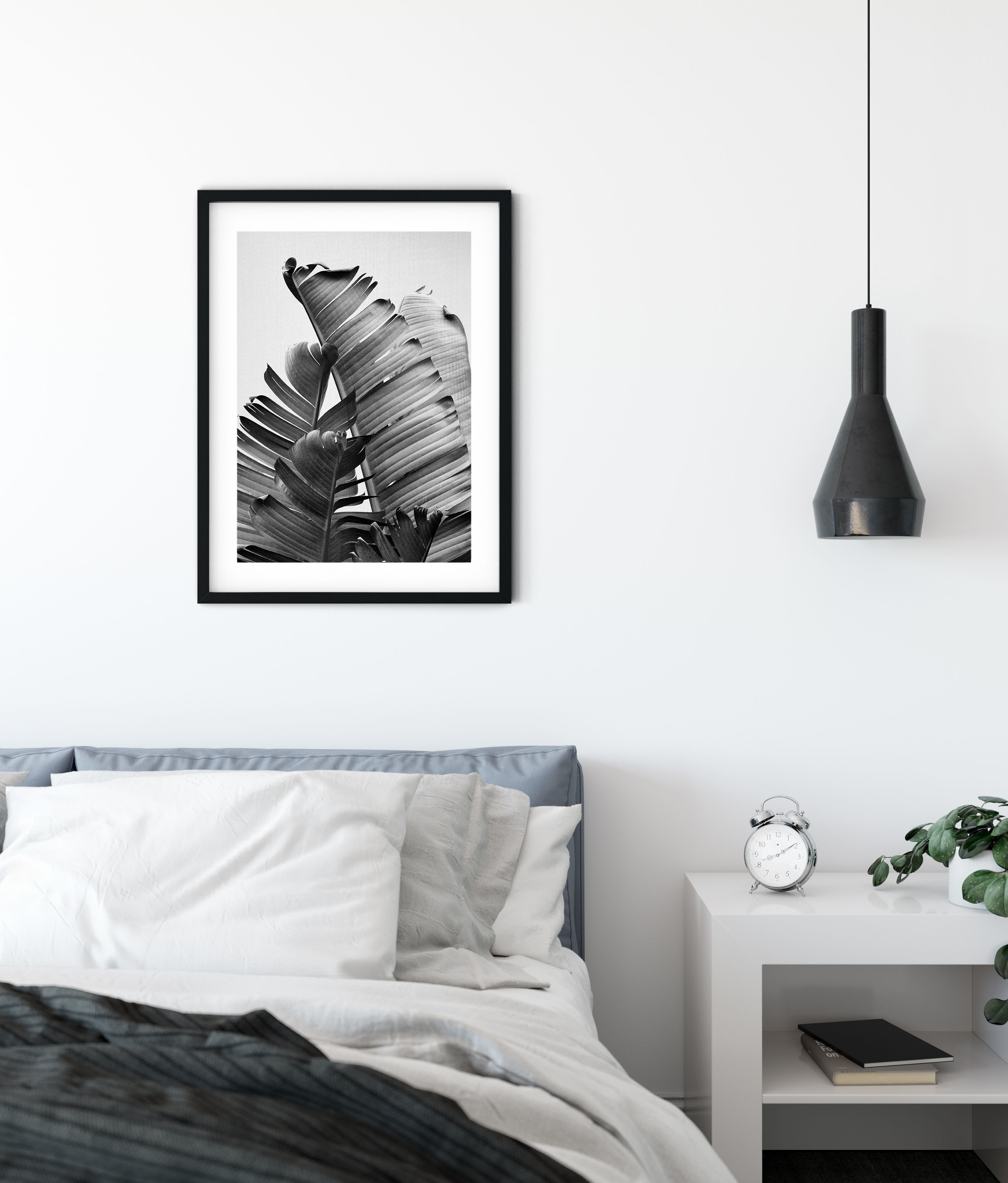 Monochrome tropical leaves print