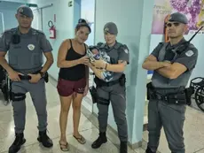 Policiais salvam recém-nascido de 15 dias engasgado em frente a base da PM de Sumaré