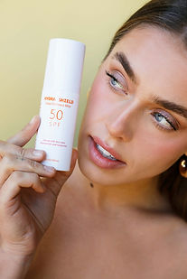 max and loui promotional picture