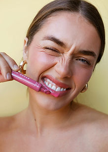 max and loui promotional picture