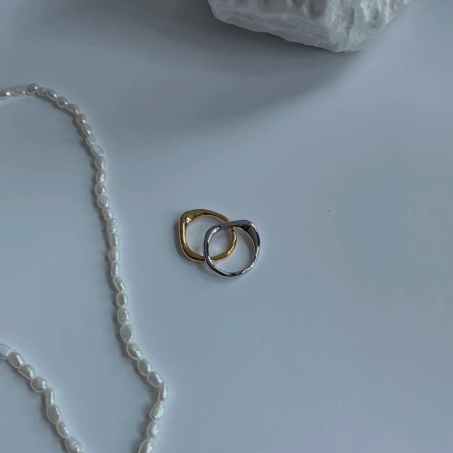 Unbalanced Bold Ring - Gold
