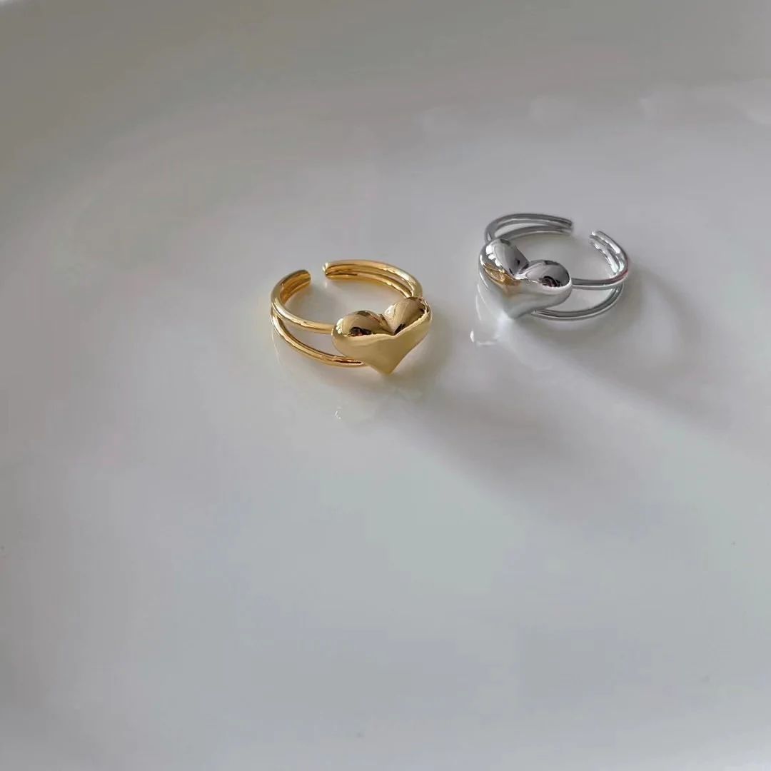 Heart Opened Ring - Gold