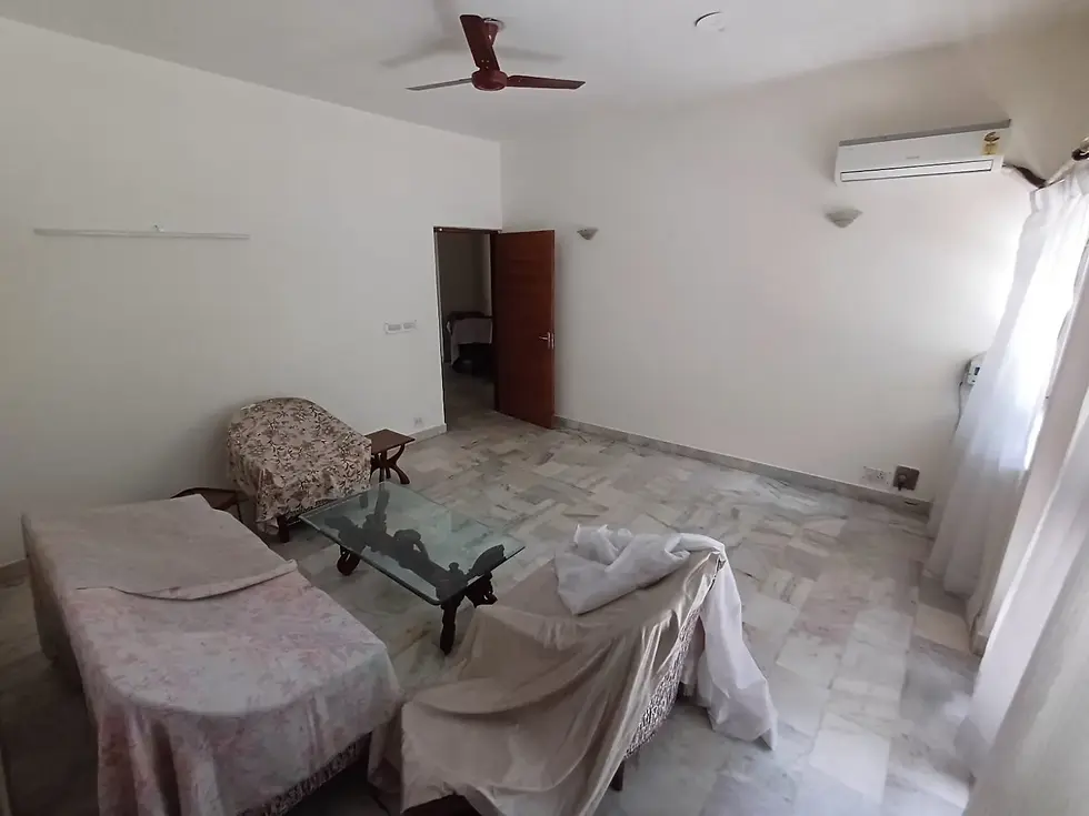 Builder Floor 2 BHK  Vasant Vihar for Lease