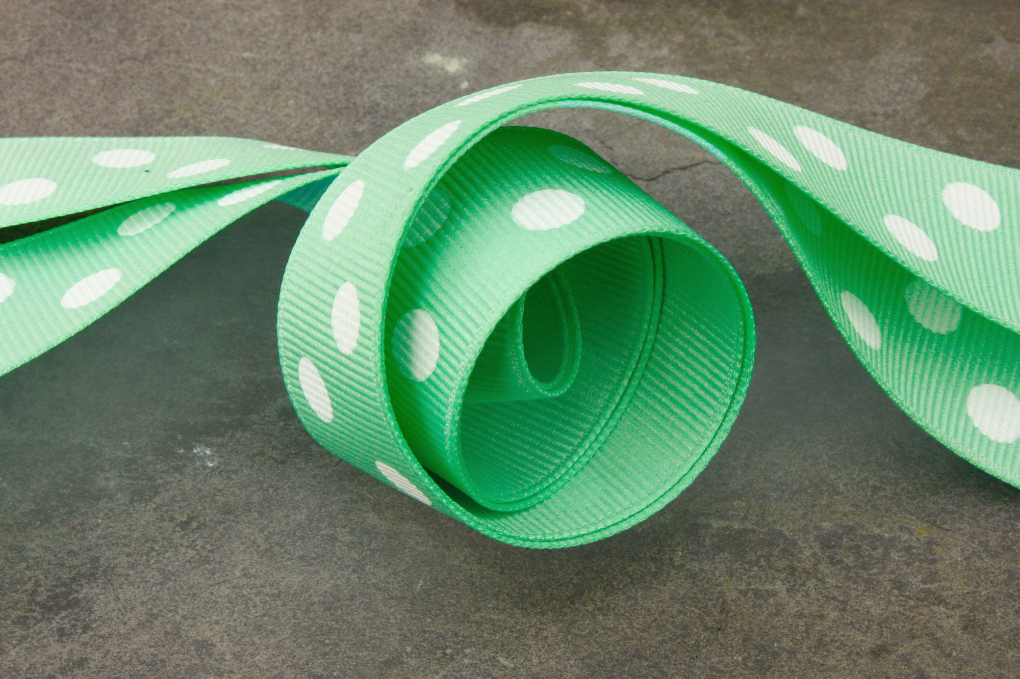 22mm Peppermint Green Grosgrain with White Dots