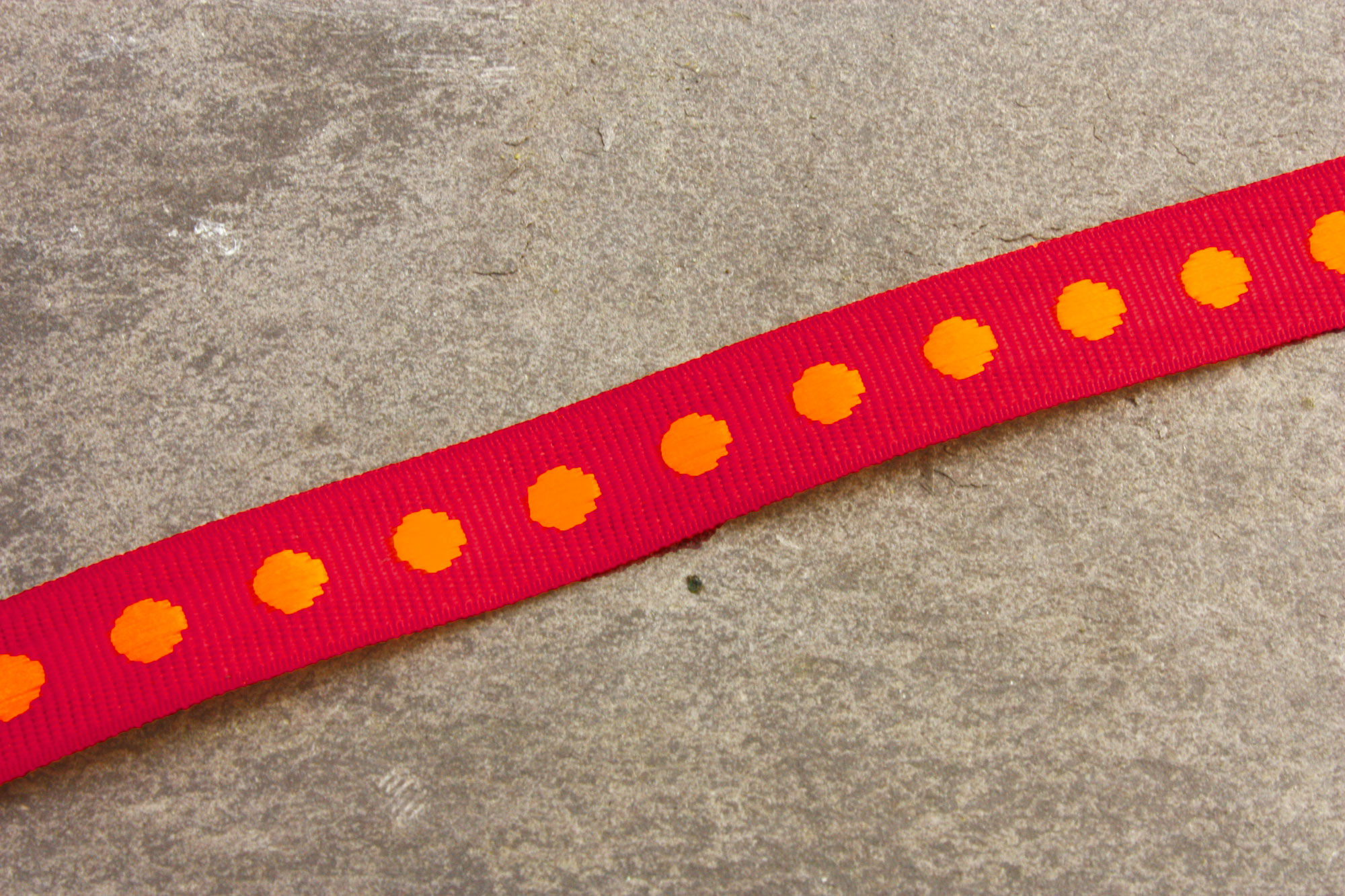 10mm French Spotty - Deep Red / Orange