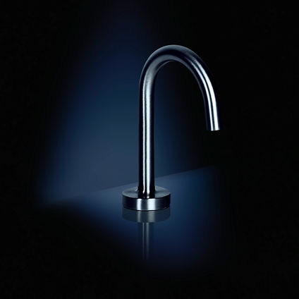 PRODUCT, FAUCET, METAL, COMMERCIAL RETOUCHING