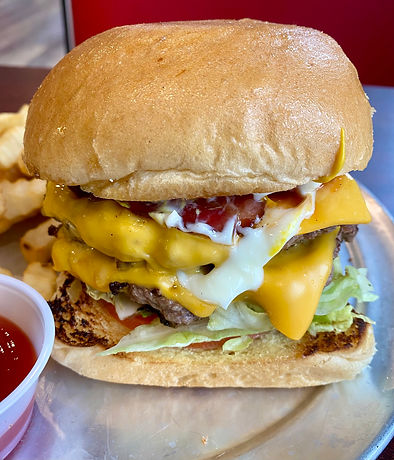 bacon cheeseburger.jpeg