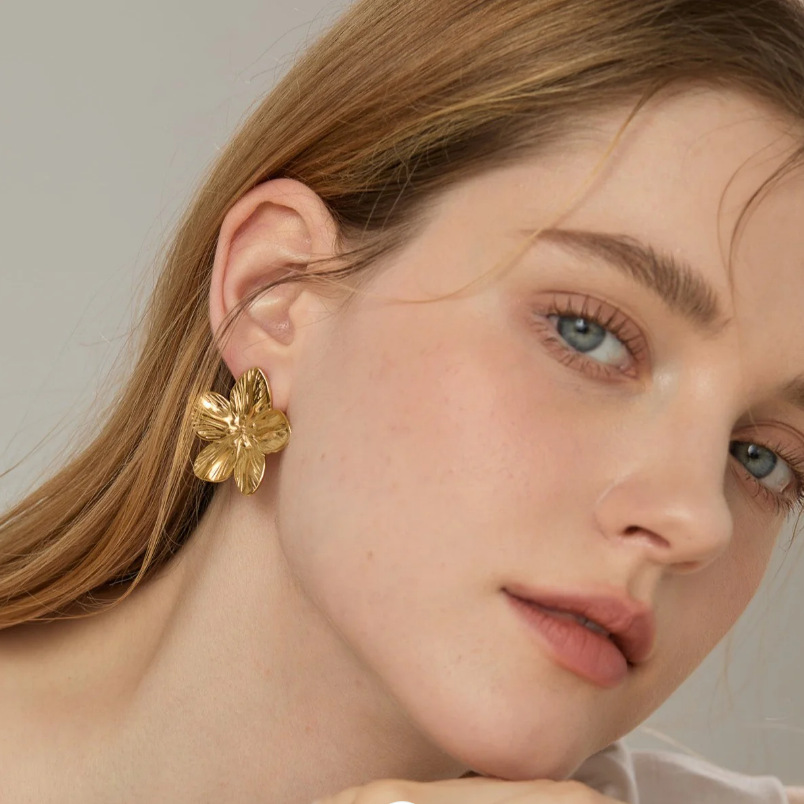 Thumbnail: LUXUKISSKIDS 2PC Women's Fashion Trendy Stainless Steel Flower Earrings Necklace