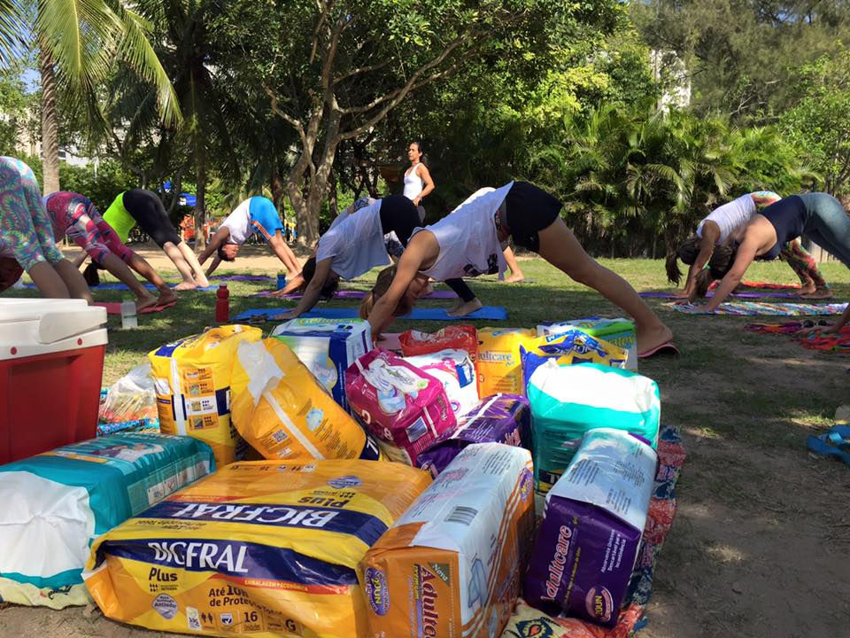 Yoga Beneficente: 27/11/16