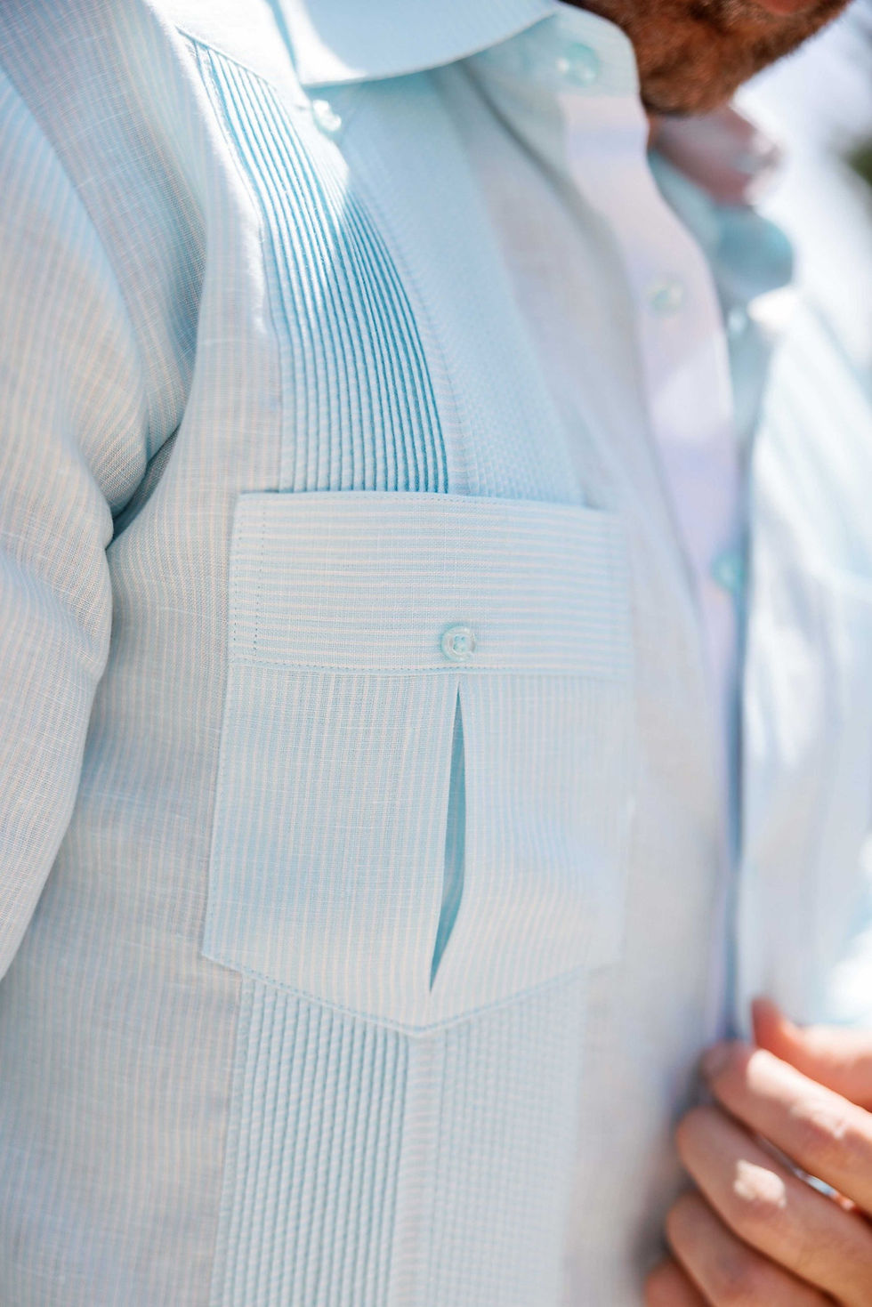 Thumbnail: Men’s 100% Linen Contrast Panel Guayabera Long with Contrast Inner Placket