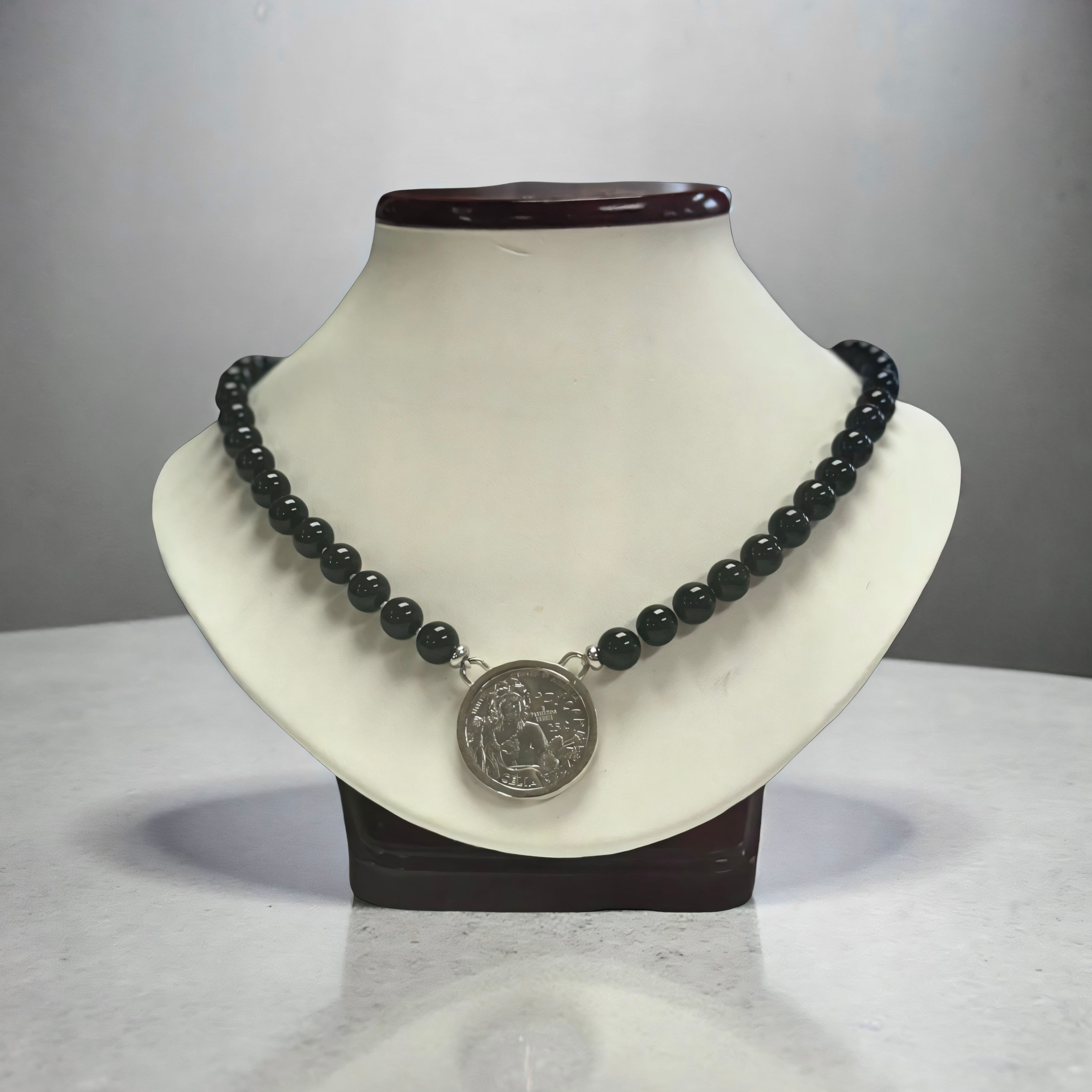 Noir Azúcar – Celia Cruz Tribute Necklace - Authentic Coin