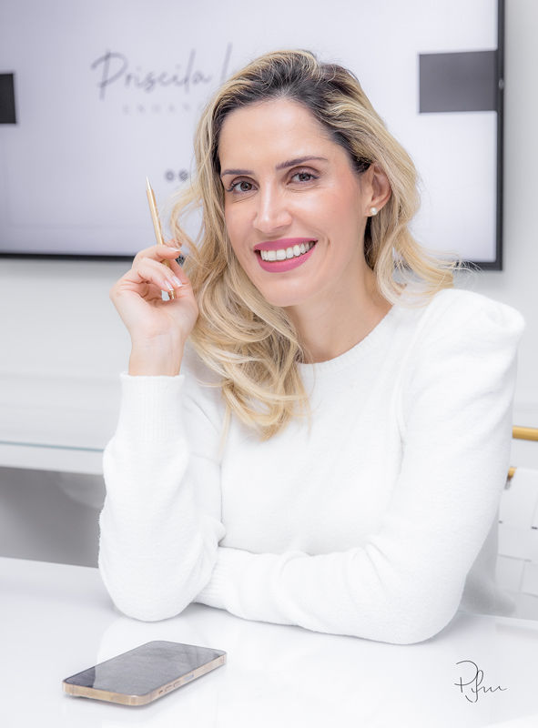 What does it take to formalize a permanent makeup business?