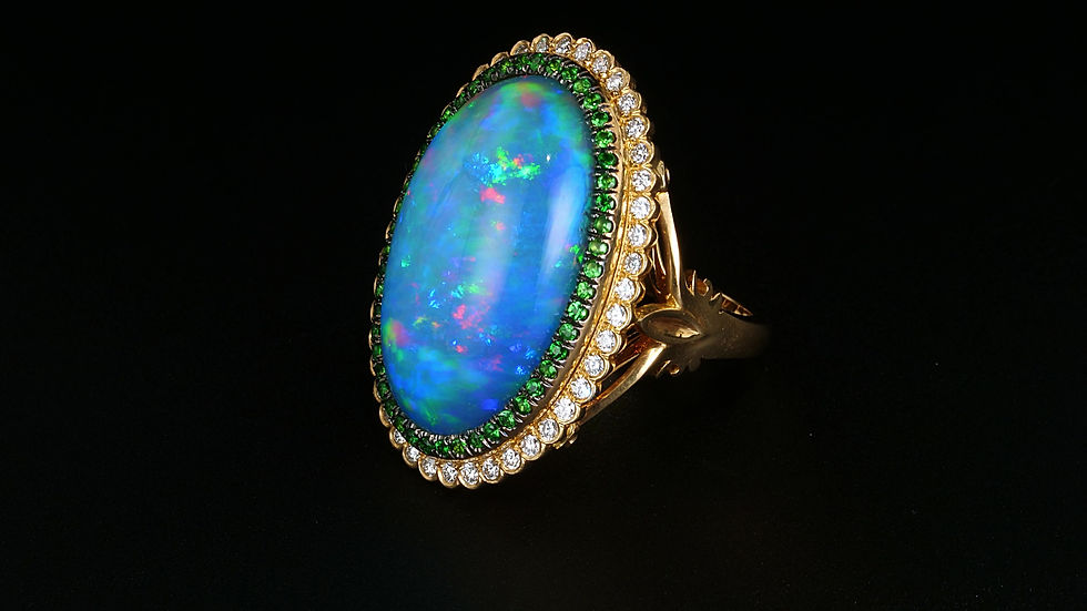 Thumbnail: 13.47-carat Opal, Diamond and Tsavorite 18K Yellow Gold Ring