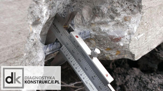 Pomiar średnicy zbrojenia w odkrywce pozwolił skorygować odczyty skanera
