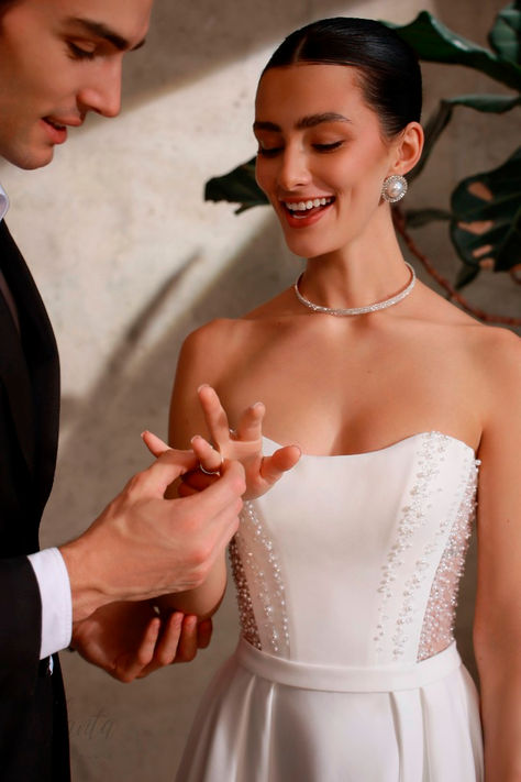 Сватбена рокля Lucia Mille Bridal