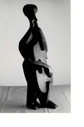 Contrebasse - Sculpture en bois de noyer - Hauteur 42 cm - Marc Blondeau.