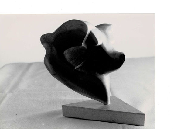 Belle et le Clochard - Sculpture en bois d'if - Hauteur largeur 16x16 cm - Marc Blondeau, sculpteur.