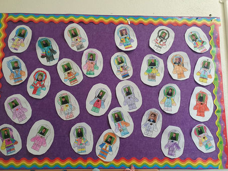 👩🚀 Astronaut Art in Ms. Gallagher’s Class! 🌟