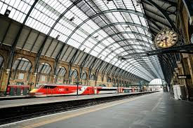 All Aboard: Your Ultimate Guide to Travelling from London to Scotland by Train