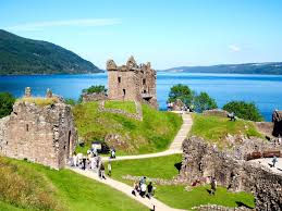 How to Not Look Like a Tourist in Scotland