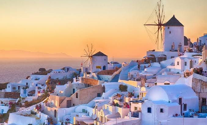 Is It Possible to Move to Greece on a Low Budget