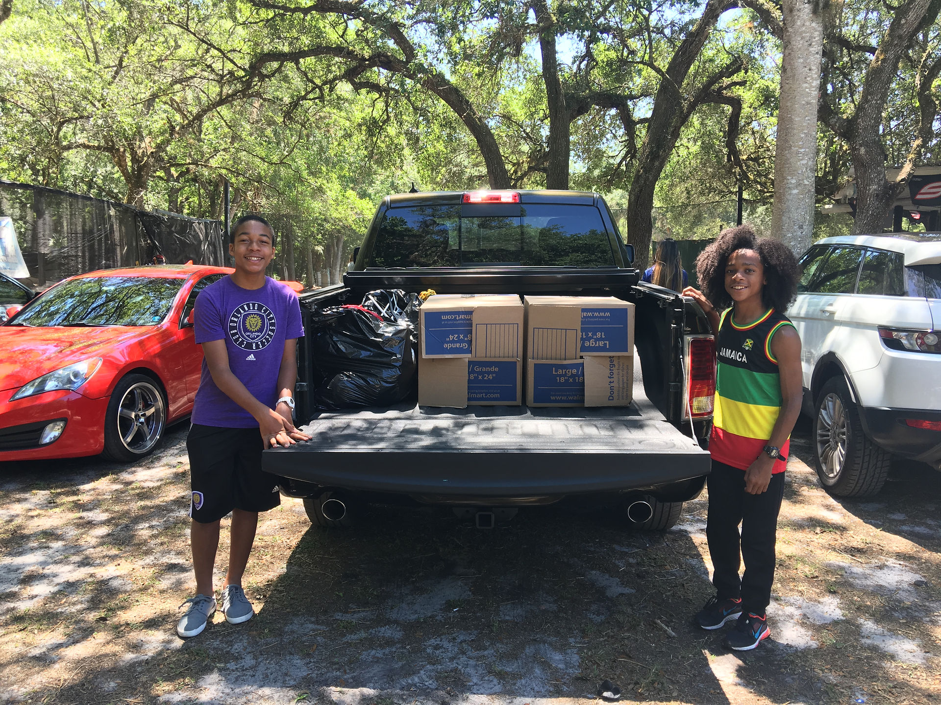 Clothing drive 050617-13