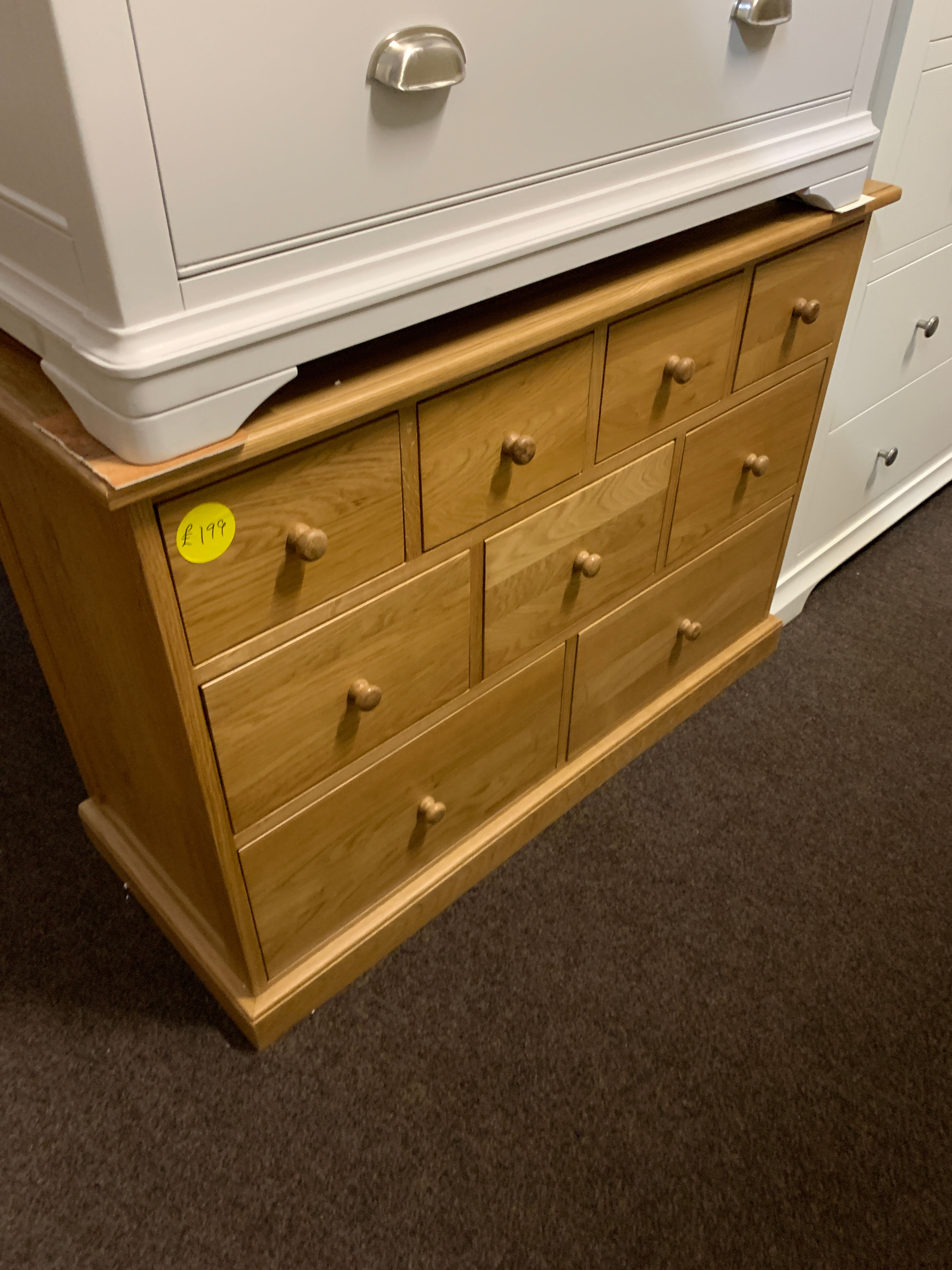 OAK 9 Drawer Chest