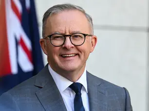 Labor to Introduce Bill Slashing HECS Debt Today