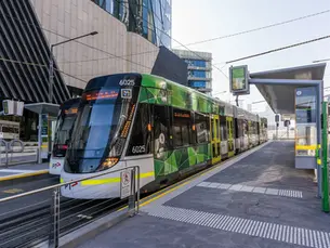 Melbourne tram network again fails national accessibility standards