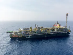 900,000 barrels of diesel on the way to Australia