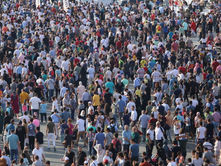 Western Australia drives population growth as nation surpasses 28 million