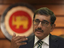 සංචාරක පැමිණීම් 17%කින් පහත වැටෙද්දී විදේශ ප්රේෂණ ශක්තිමත්ව පවතියි - මහ බැංකුව