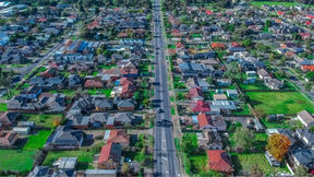 Forecast predicts Sydney and Melbourne house prices to fall