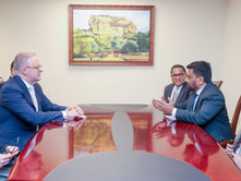 ජනපති අනුර කුමාර සහ අගමැති ඇල්බනීසි නිව්යෝර්ක්හි හමුවෙයි...