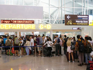 Flights Between Australia and Bali Resume After Volcanic Eruption Disruptions.
