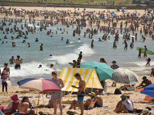 Record heatwave set to sweep across Queensland