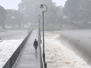 North Queensland hit by heavy rain as tropical low nears coast