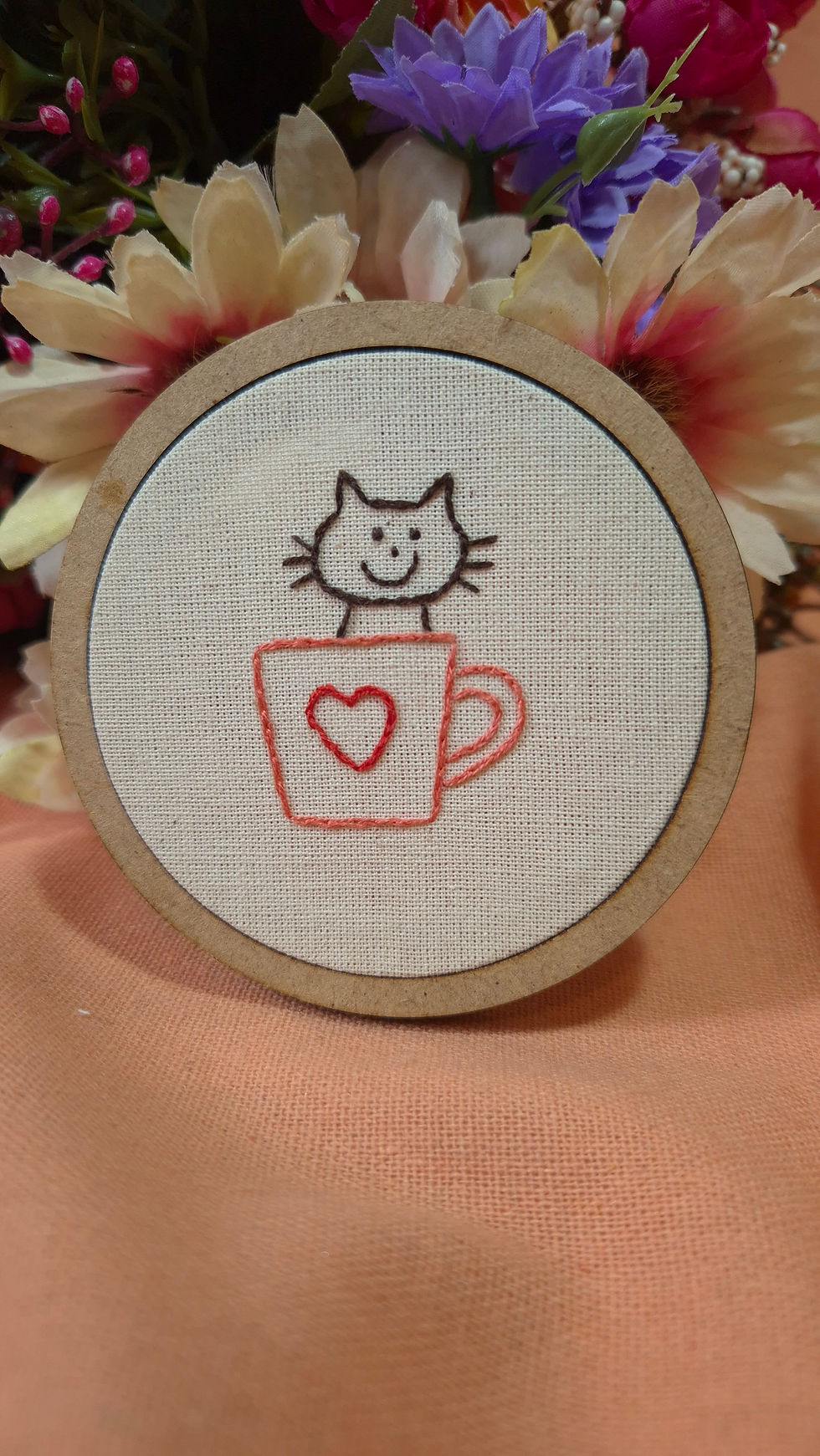 Miniatura: Quadrado Bordado À Mão - Gato na caneca