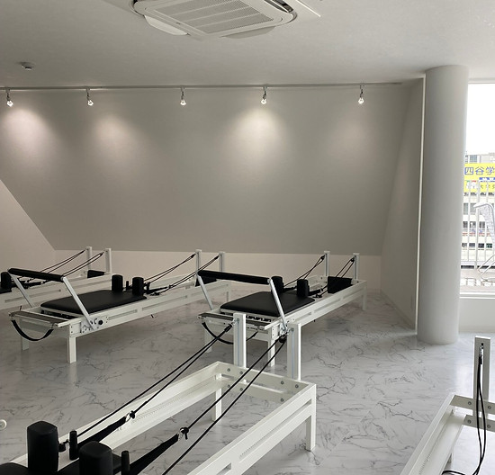 STUDIO TOU 神戸三宮の画像