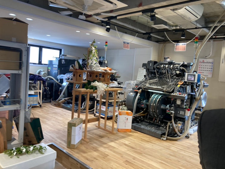 別館の機械を本社3階に移転しました。