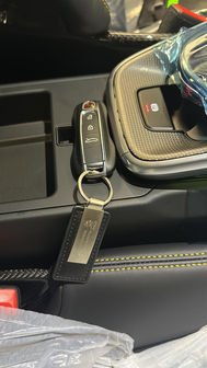 Job done ✅.
Reprogramming, coding and immobilizer adaptation
a TCU for a 992 turbo S - 2023